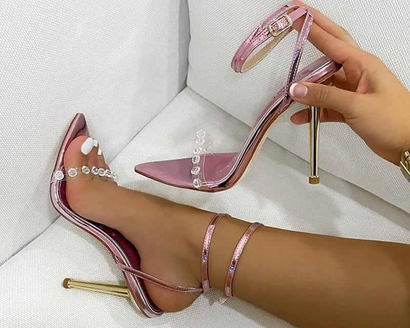 Sandálias Salto Fino com Cristais
