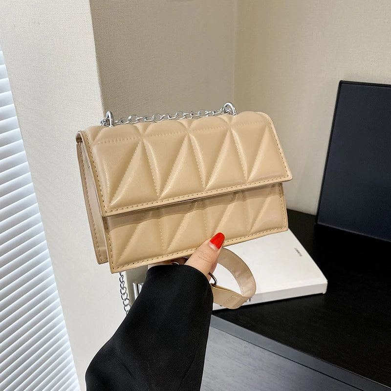 Bolsa Elegance com Alça de Corrente