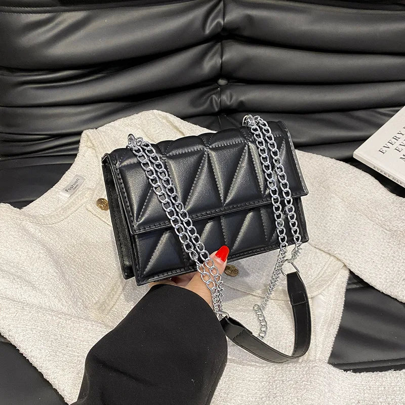 Bolsa Elegance com Alça de Corrente