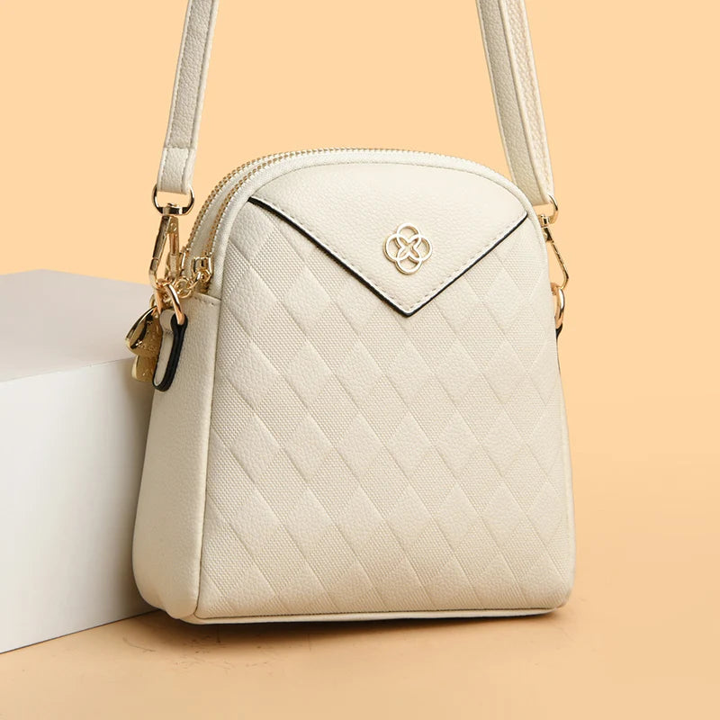 Bolsa de Ombro com Estampa em Losangos