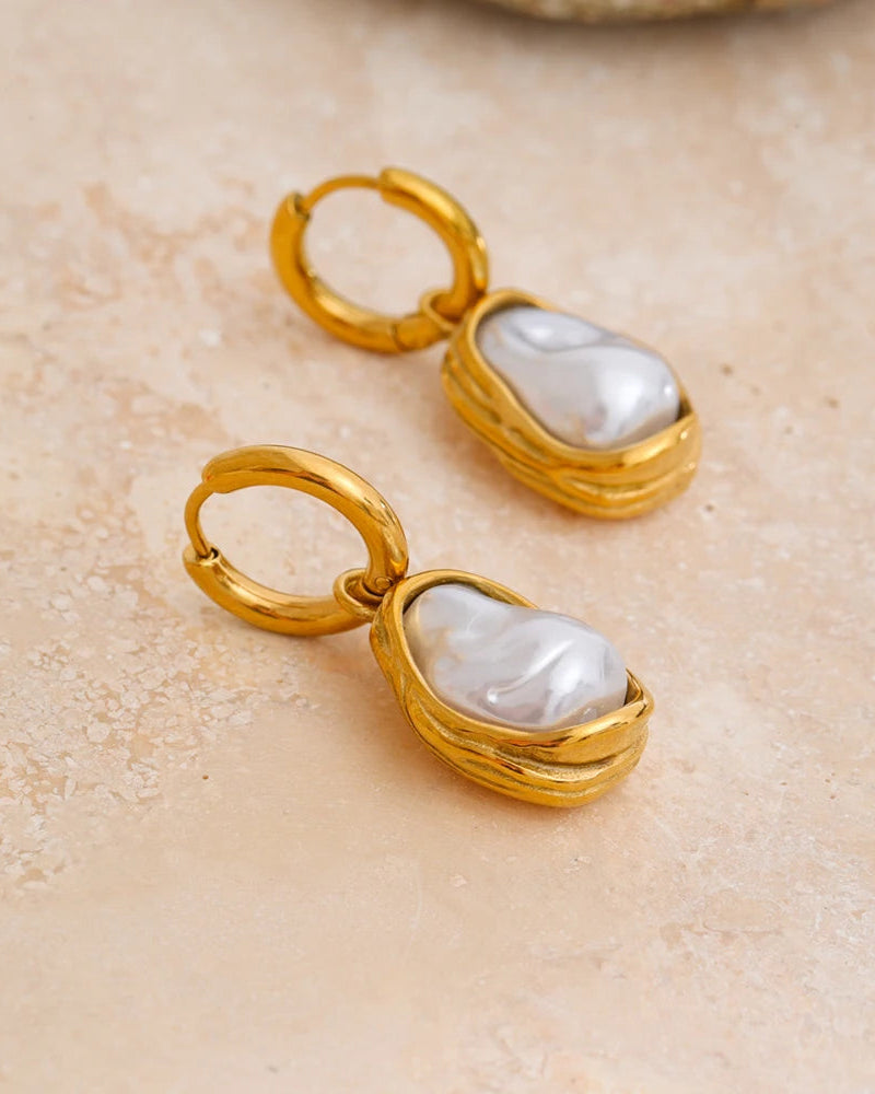 Brinco Pendente Pérola Refinada